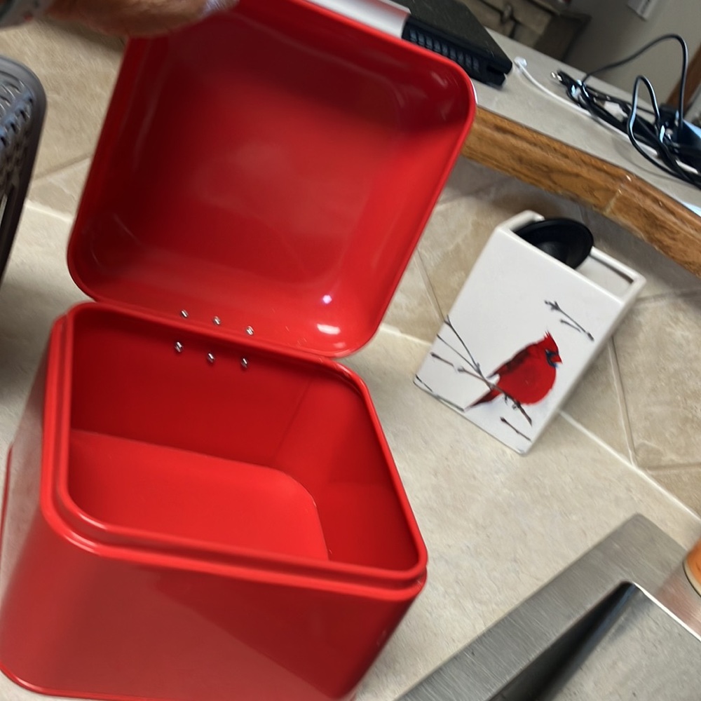 2 containers - Picture 4 of 4